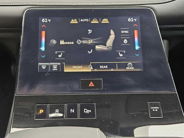 Photo of 2025 Radiant White INFINITI QX80
