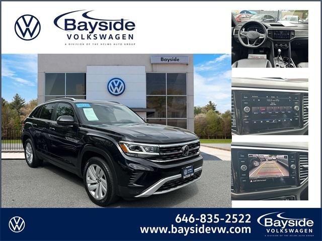 Photo of 2022 Deep Black Pearl Effect Volkswagen Atlas Cross Sport