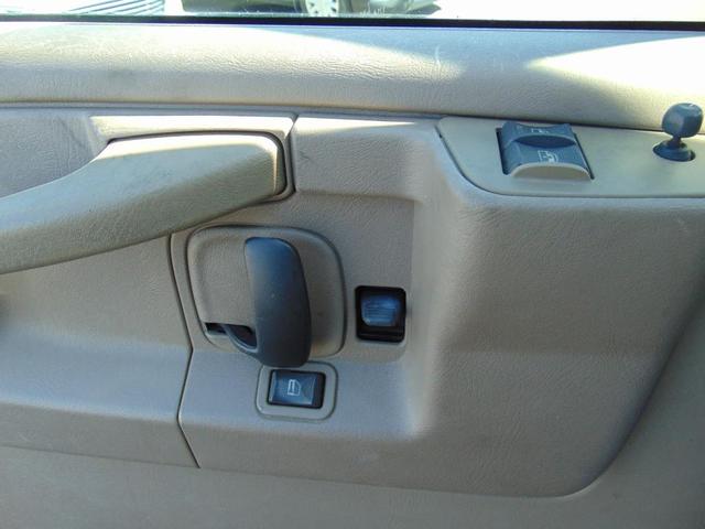 Photo of 2004 Brown Chevrolet Express 2500