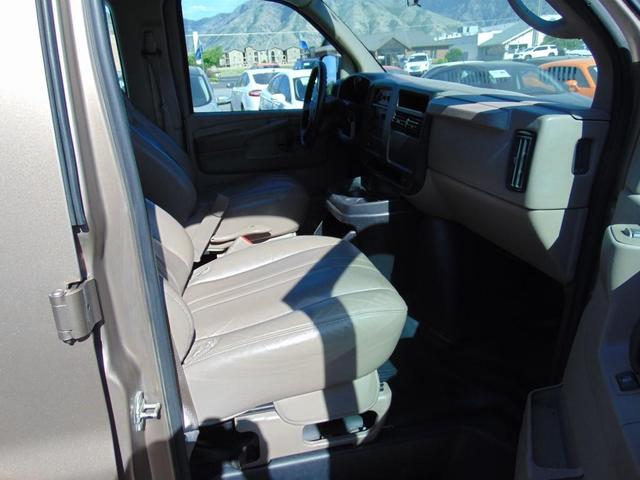 Photo of 2004 Brown Chevrolet Express 2500