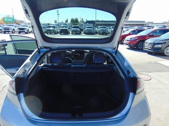 Photo of 2021 Silver Hyundai IONIQ Hybrid