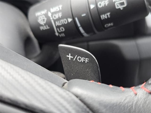 Photo of 2014 Snowflake White Pearl Mica Mazda Mazda3
