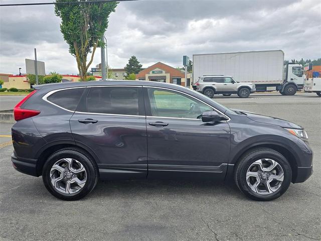 Photo of 2019 Obsidian Blue Honda CR-V