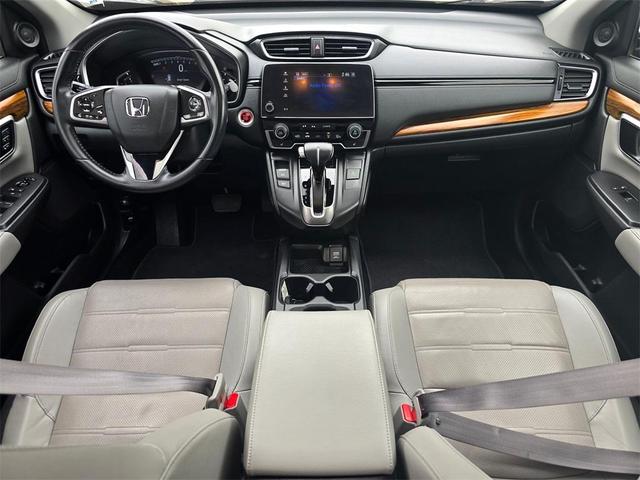 Photo of 2019 Obsidian Blue Honda CR-V
