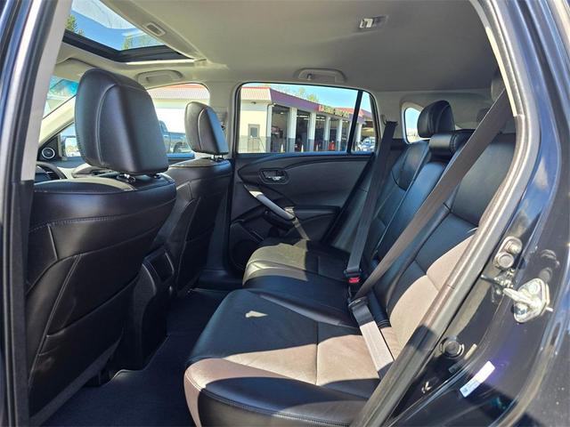 Photo of 2015 Crystal Black Acura RDX
