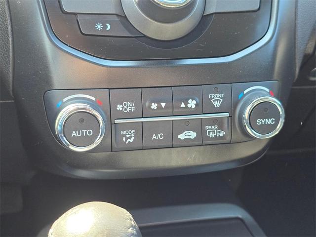 Photo of 2015 Crystal Black Acura RDX