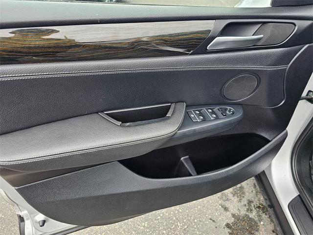 Photo of 2014 Titanium Silver Metallic BMW X3