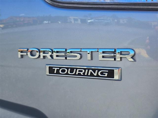 Photo of 2019 Ice Silver Metallic Subaru Forester