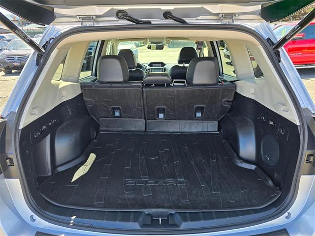 Photo of 2019 Ice Silver Metallic Subaru Forester