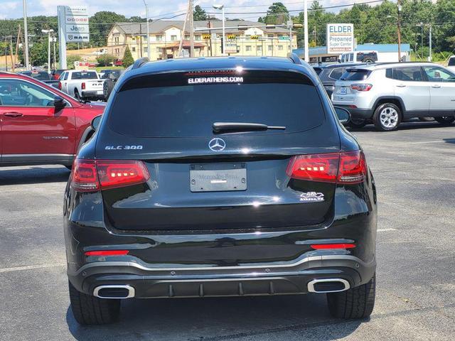 Photo of 2021 Black Mercedes-Benz GLC 300