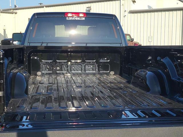 Photo of 2025 Diamond Black Crystal Pearlcoat RAM 2500