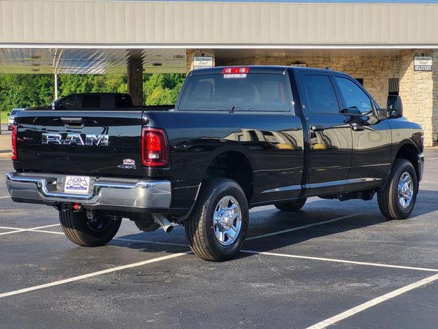 Photo of 2025 Diamond Black Crystal Pearlcoat RAM 2500