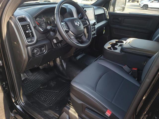 Photo of 2025 Diamond Black Crystal Pearlcoat RAM 2500