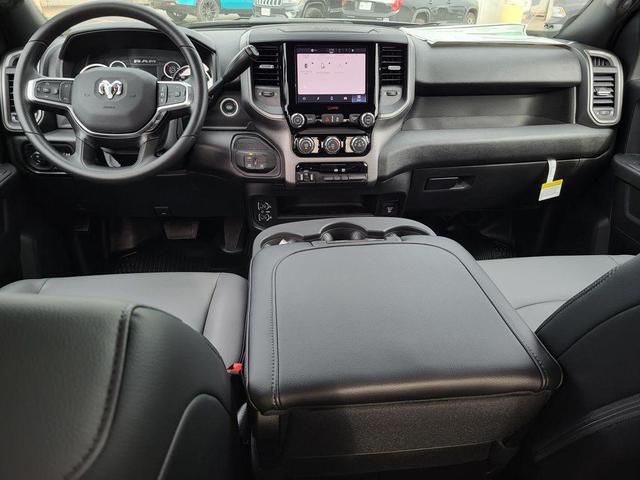 Photo of 2025 Diamond Black Crystal Pearlcoat RAM 2500