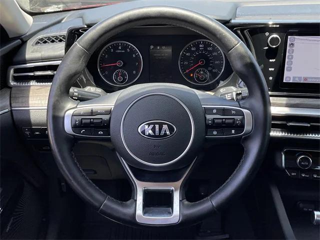 Photo of 2021 Passion Red Kia K5