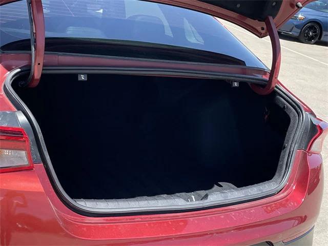 Photo of 2021 Passion Red Kia K5
