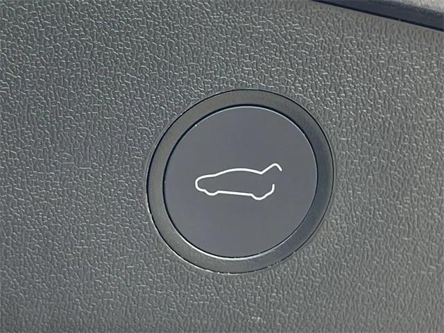 Photo of 2021 Midnight Silver Tesla Model 3
