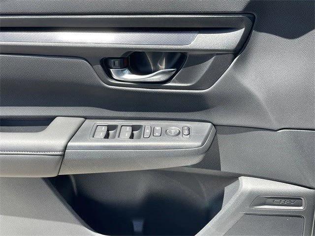 Photo of 2026 Platinum White Pearl Honda CR-V