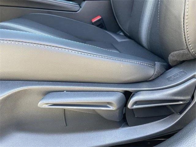 Photo of 2025 Platinum White Pearl Honda Civic Hybrid