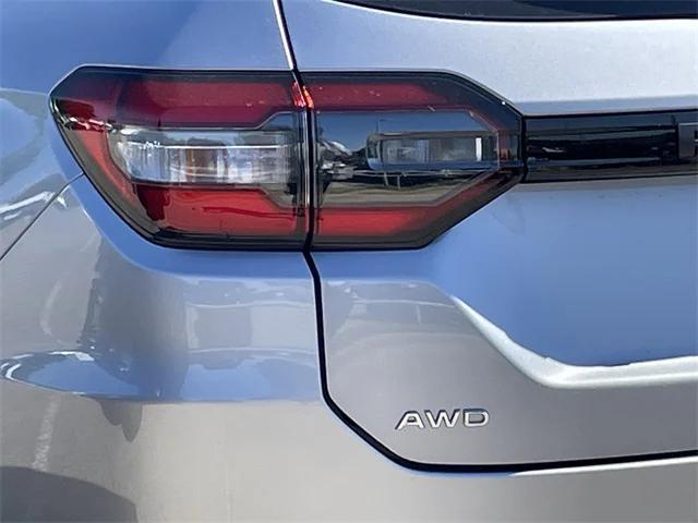 Photo of 2025 Lunar Silver Honda Pilot