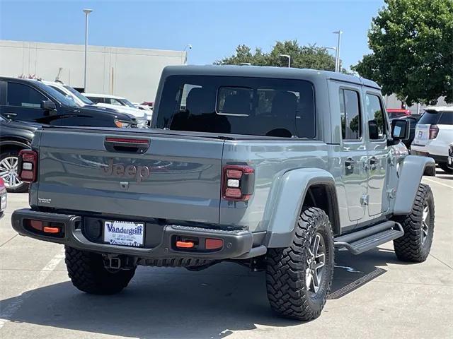 Photo of 2024 Anvil Clear Coat Jeep Gladiator
