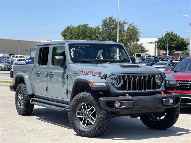 Photo of 2024 Anvil Clear Coat Jeep Gladiator