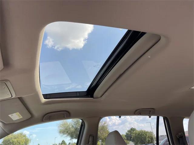 Photo of 2021 Platinum White Pearl Honda Pilot