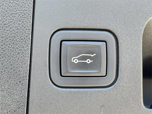 Photo of 2024 Midnight Sky Metallic Cadillac XT4