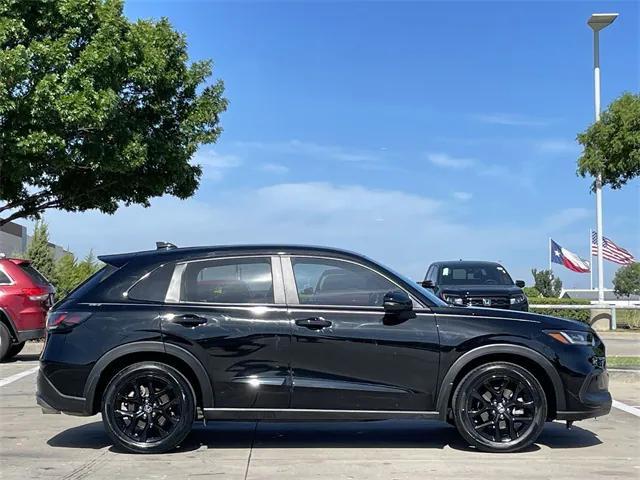 Photo of 2023 Crystal Black Pearl Honda HR-V