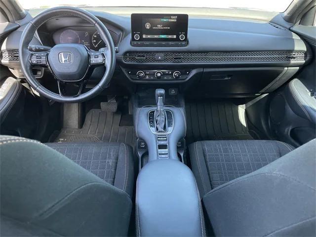 Photo of 2023 Crystal Black Pearl Honda HR-V