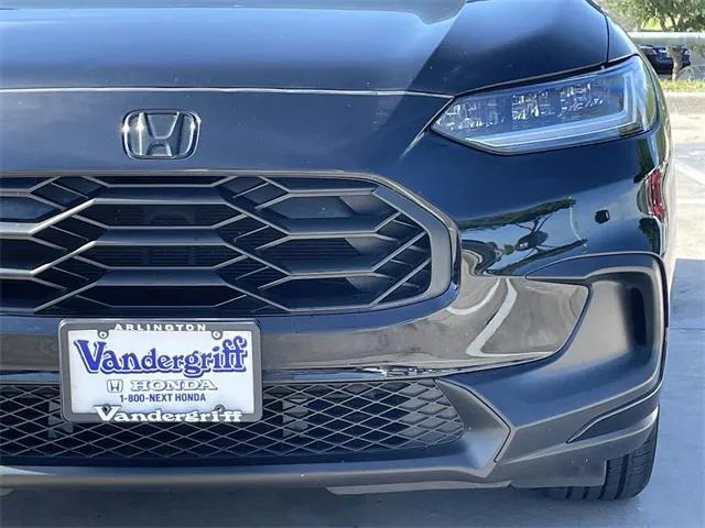 Photo of 2023 Crystal Black Pearl Honda HR-V