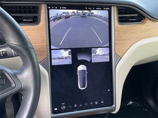 Photo of 2020 Pearl White Multi-Coat Tesla Model X