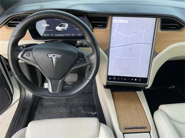 Photo of 2020 Pearl White Multi-Coat Tesla Model X