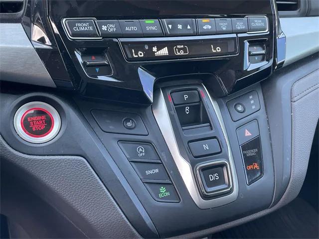 Photo of 2023 Lunar Silver Metallic Honda Odyssey