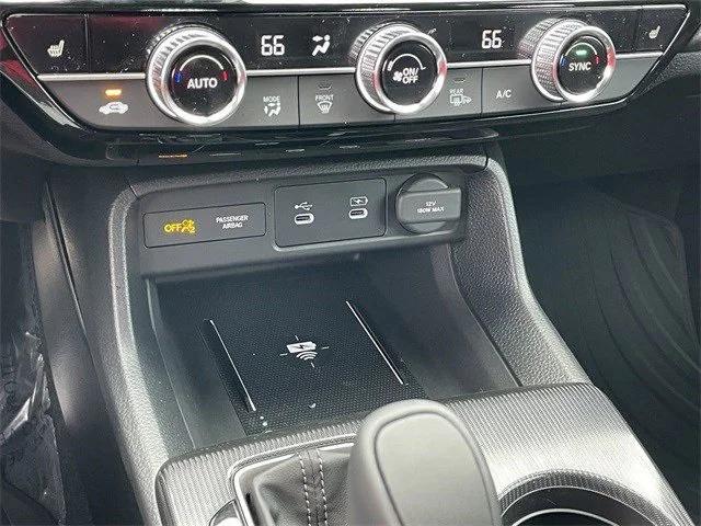 Photo of 2025 Sand Dune Pearl Honda Civic Hybrid