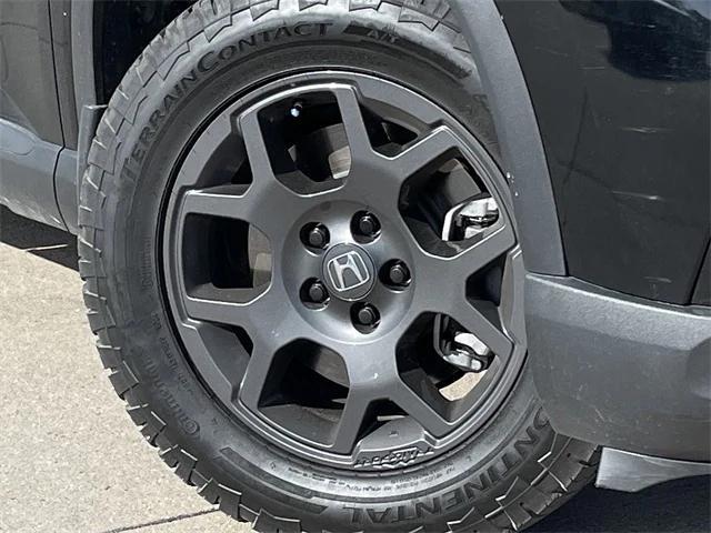 Photo of 2025 Platinum White Pearl Honda Pilot