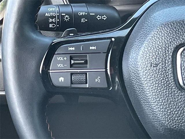 Photo of 2025 Platinum White Pearl Honda Pilot