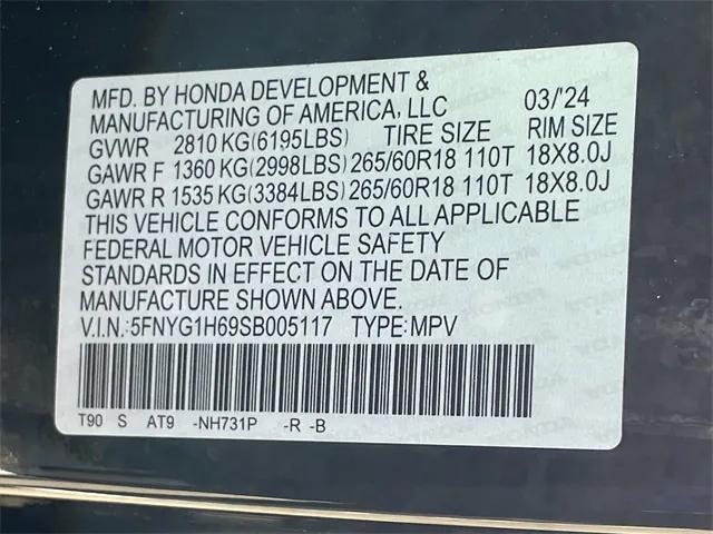 Photo of 2025 Platinum White Pearl Honda Pilot
