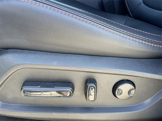 Photo of 2025 Platinum White Pearl Honda Pilot
