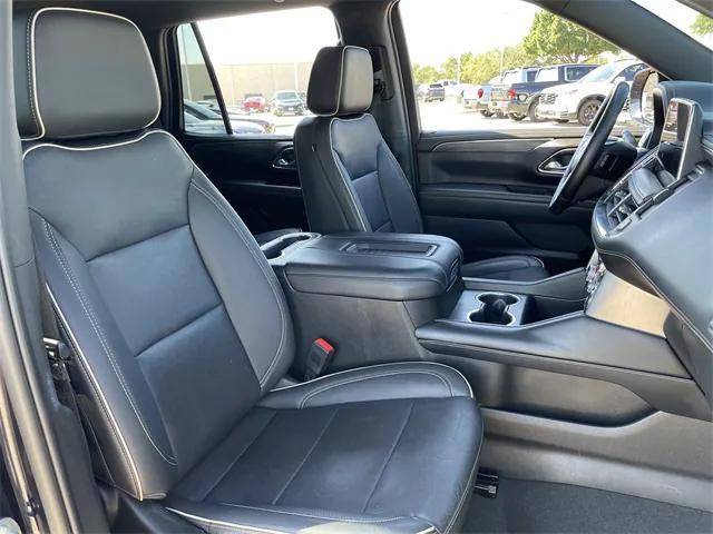 Photo of 2023 Midnight Blue Metallic GMC Yukon