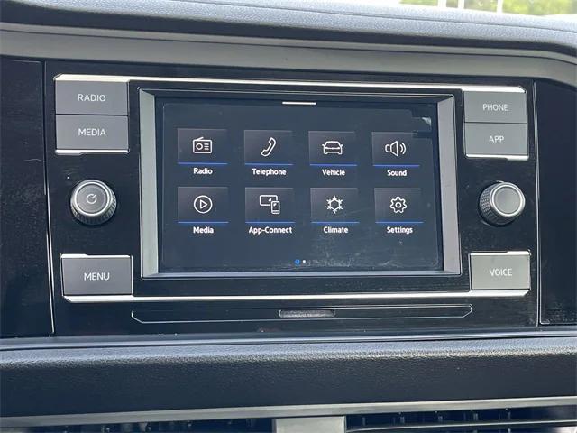 Photo of 2023 Platinum Gray Volkswagen Jetta
