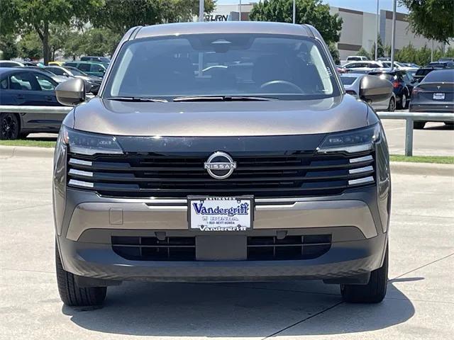 Photo of 2025 Canyon Bronze Nissan Kicks
