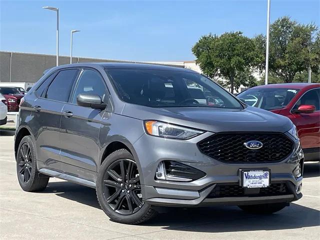 Photo of 2022 Carbonized Gray Ford Edge