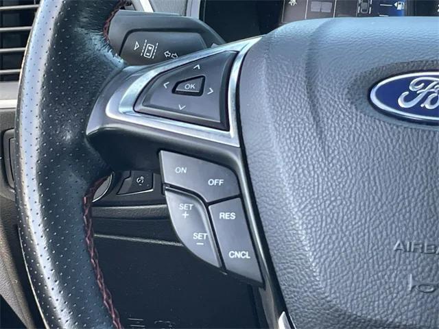 Photo of 2022 Carbonized Gray Ford Edge
