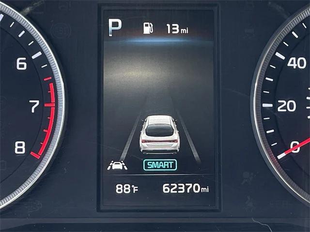 Photo of 2024 Ebony Black Kia K5