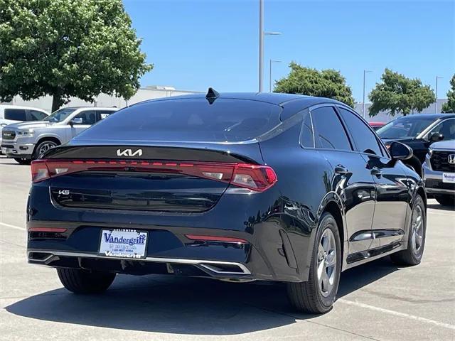 Photo of 2024 Ebony Black Kia K5