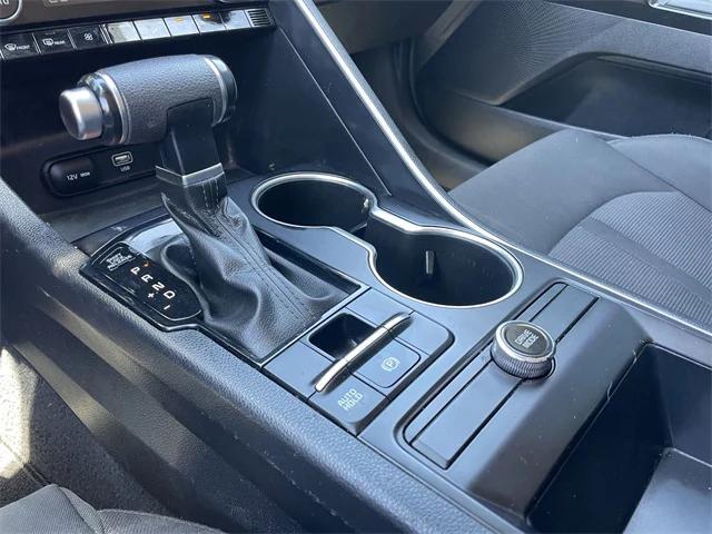 Photo of 2024 Ebony Black Kia K5