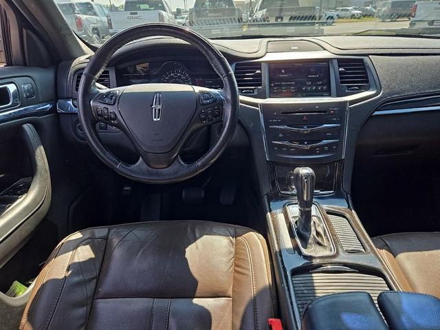 Photo of 2015 Platinum Dune Tri-Coat Lincoln MKS