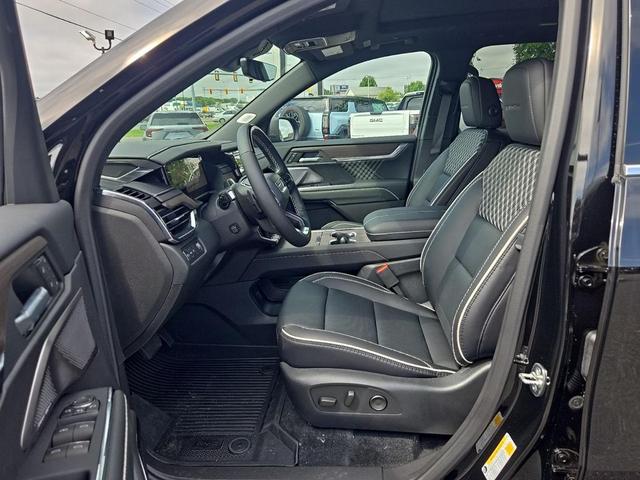 Photo of 2025 Ebony Twilight Metallic GMC Acadia