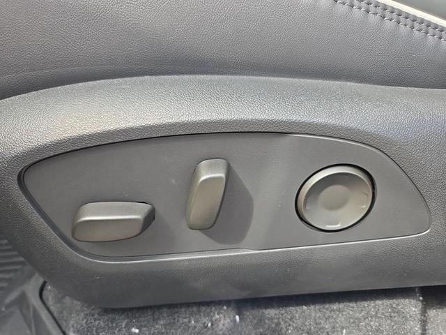 Photo of 2025 Ebony Twilight Metallic GMC Acadia